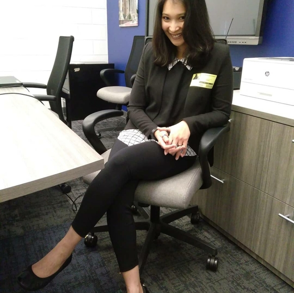 Meet your Posher, Louella - Picture 3 of 7